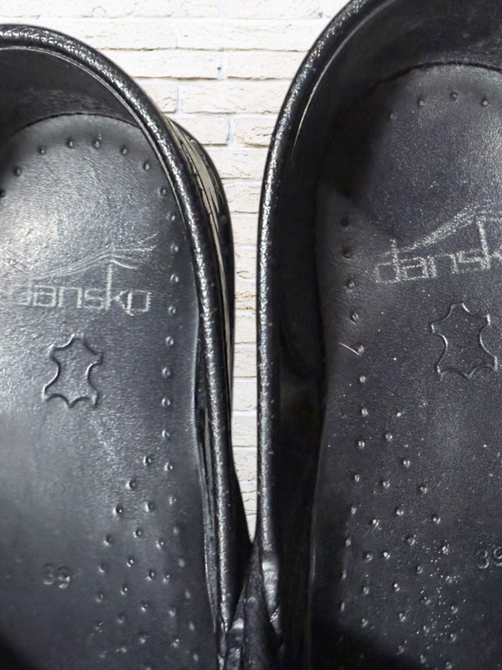 DANSKO Professional Black Patent Leather Shoe - Traditional Style - Size 39 - Picture 6 of 6